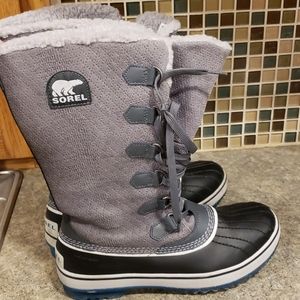 Sorel winter boots